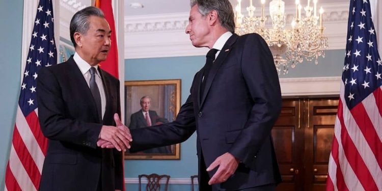 وزیر امور خارجه چین: ملاقات بایدن و شی چالش های را به هم‌راه خواهد داشت