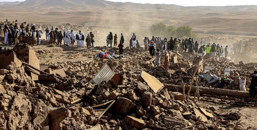 فروش کمک‌های زلزله‌زده‌گان هراتی از سوی خانواده‌های گروه طالبان