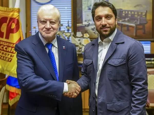 ‏احمد مسعود رهبر جبهه‌ی مقاومت ملی به مسکو رفت