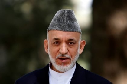 حامد کرزی بار‌ دیگر بر بازگشایی مرکزهای آموزشی بر روی‌ دختران افغانستانی تاکید کرد