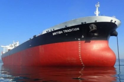 آمریکا و بریتانیا بالای حوثی‌ها در یمن حمله کردند