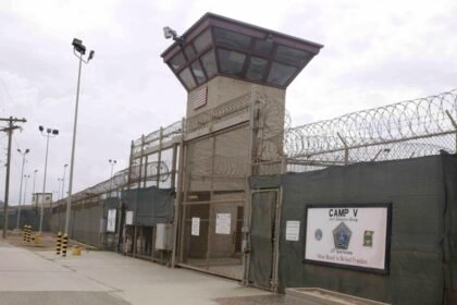 دو عضو گروه طالبان از زندان گوانتانامو در آمریکا آزاد شدند