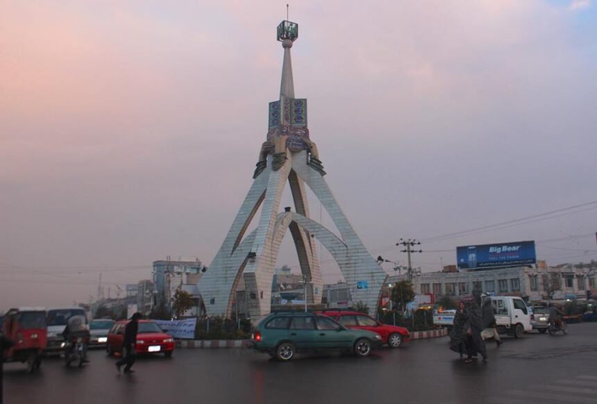 هشت تن توسط طالبان در هرات شلاق زده شدند