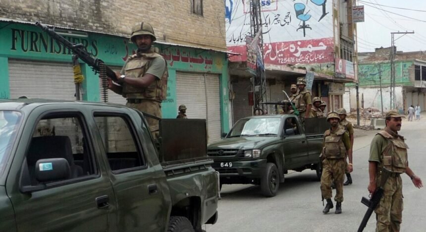 الجزیره: حملات انتحاری در ده روز در پاکستان جان دستکم ۱۸ تن را گرفتهاست