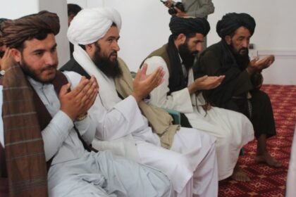 درس انتحار و انفجار؛ یک شاگرد مدرسه‌ی جهادی طالبان در هلمند خودکشی کرد