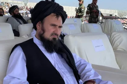 فصیح‌الدین فطرت