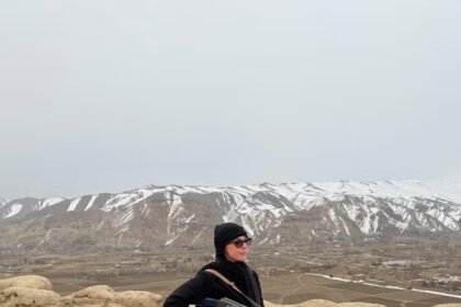 بازیگر فلم‌های مستهجن امریکایی با سلاح طالبان شهر‌به‌شهر می‌گردد