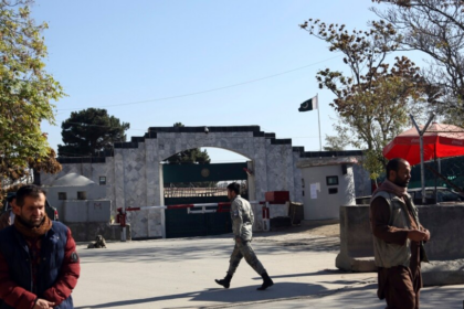 سفارت پاکستان در کابل به دانشجویان افغانستانی ویزه صادر نمی‌کند