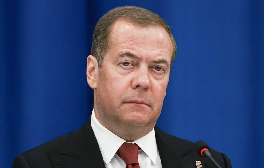 مقام روسی: اتحادیه‌ی اروپا مثل پیره‌زنی ضعیف و بداخلاق است