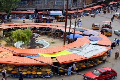 افزایش فشار اقتصادی و اخاذی از فروشندگان سیار در شرق افغانستان