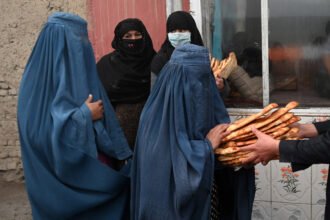بیش از ۹۰ درصد زنان افغانستانی پس از تسلط طالبان بیکار شده‌اند