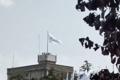 طالبان ادعاهای تازه واشنگتن و مسکو را رد کرد