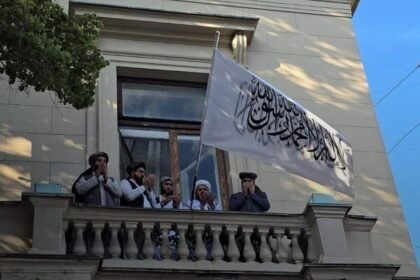 ستیز: به رسمیت شناختن طالبان توسط روسیه، سیلی دردناکی بر رخسار خونین مردم افغانستان است