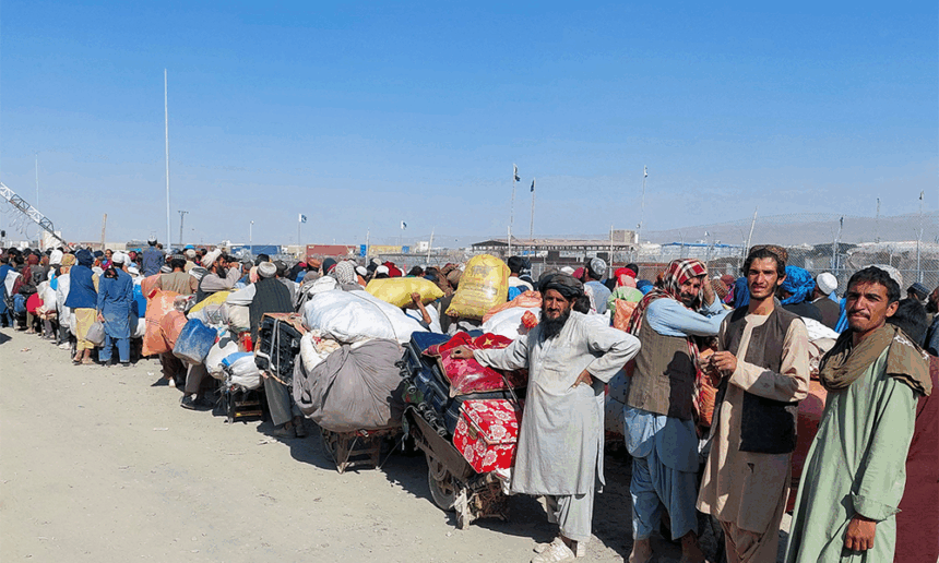 در یک هفته، بیش از ۵۹ هزار مهاجر از کشورهای همسایه به افغانستان برگشتند