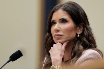 کریستین نوئم: خبرگزاری راسک