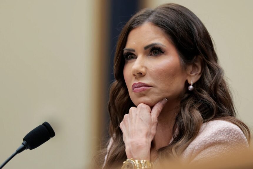 کریستین نوئم: خبرگزاری راسک