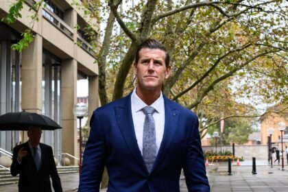 استرالیا نظامی سابق