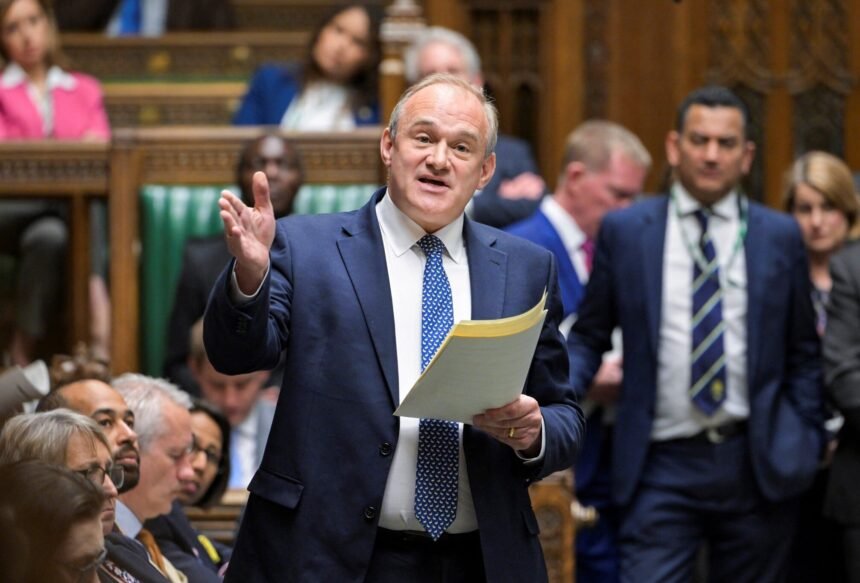 رهبر لیبرال دموکراتهای بریتانیا