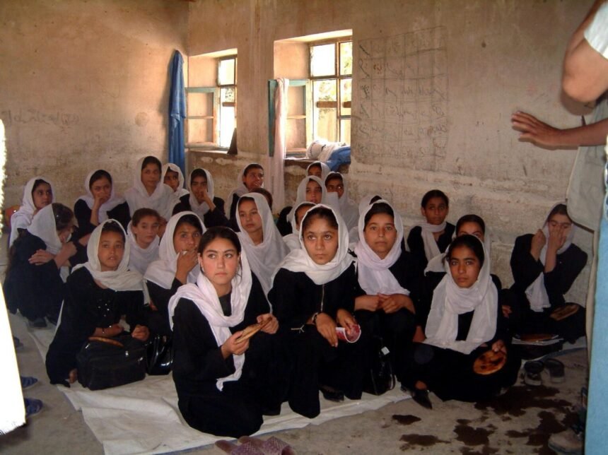دختران افغانستانی