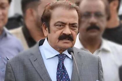 مشاور نخست‌وزیر پاکستان