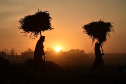 افغانستان در حال فروپاشی
