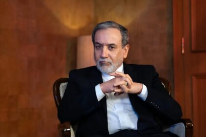 عراقچی: در برابر هرگونه تجاوز تا «جنگ آخرالزمانی» می‌ایستیم 