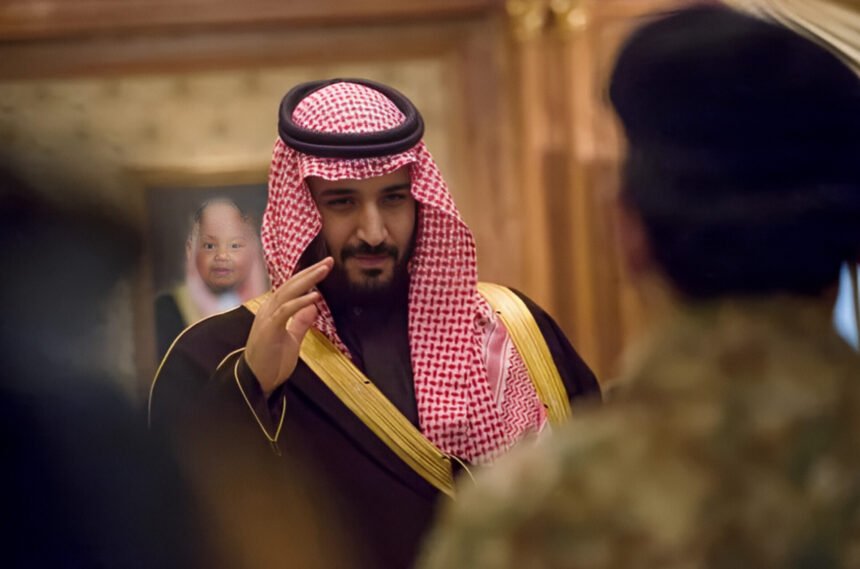 وال‌استریت ژورنال: بن سلمان در پی حملات حوثی‌ها میان قصرهای امن رفت‌وآمد می‌کند 