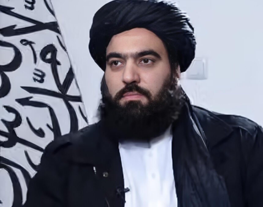 پس از انتقاد از هبت‌الله؛ عضو پیشین هیأت مذاکره‌کننده طالبان به قطر فرار کرد 